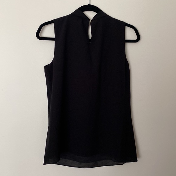 Karl Lagerfeld new with tags sleeveless pearl blouse size small - Picture 2 of 8